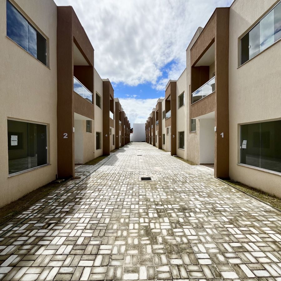 Casa em Condomínio - Venda - Centro - Lauro de Freitas - BA