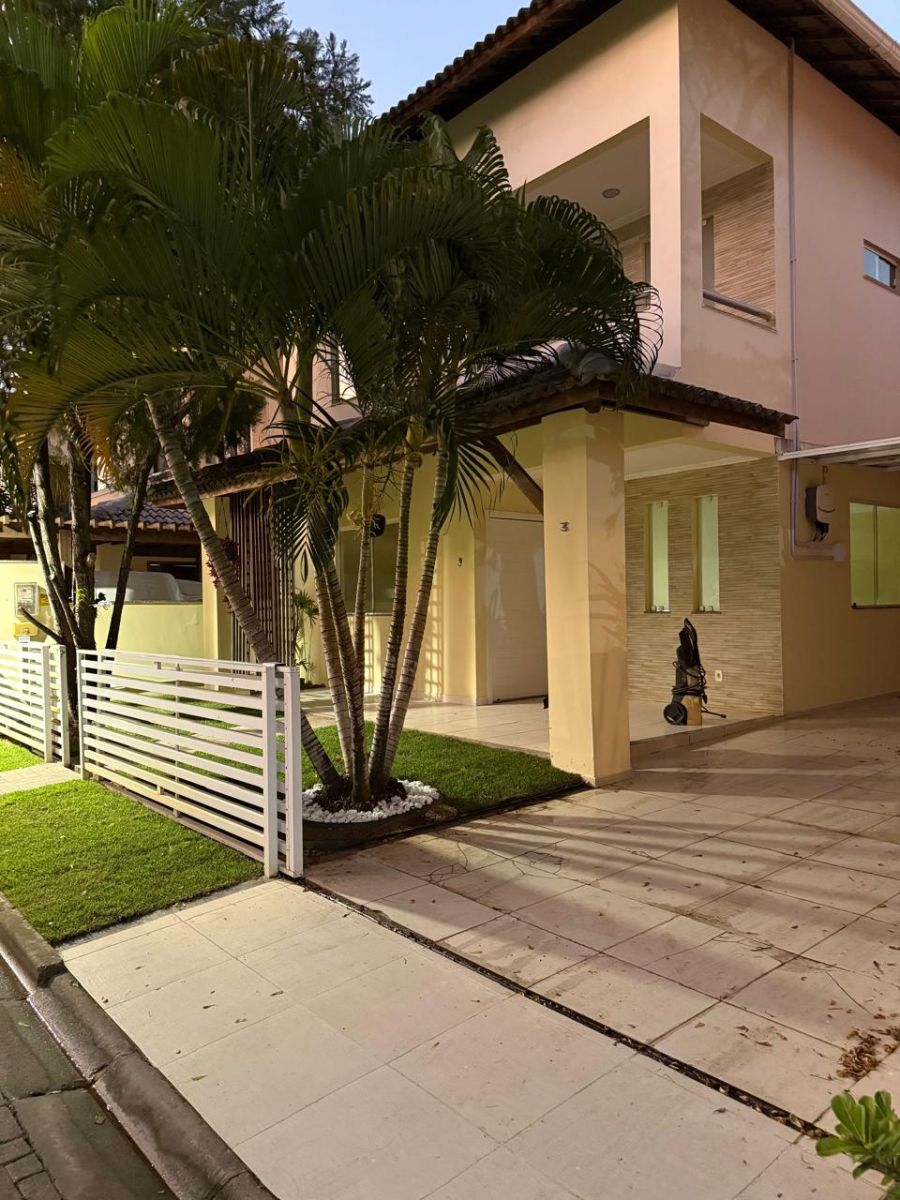 Casa em Condomnio - Aluguel - Buraquinho - Lauro de Freitas - BA