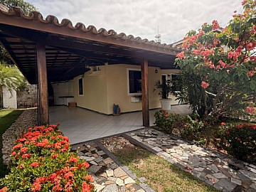 Casa em Condom�nio para Aluguel