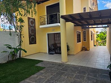 Casa em Condom�nio para Aluguel
